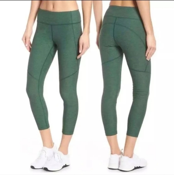 Outdoor Voices M Womens Warmup Legging 3/4 Length Hunter Green‎ - Picture 1 of 7
